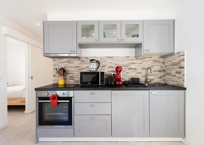 Flh Ajuda Modern Apartment